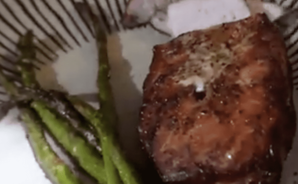 Pork chop and asparagus