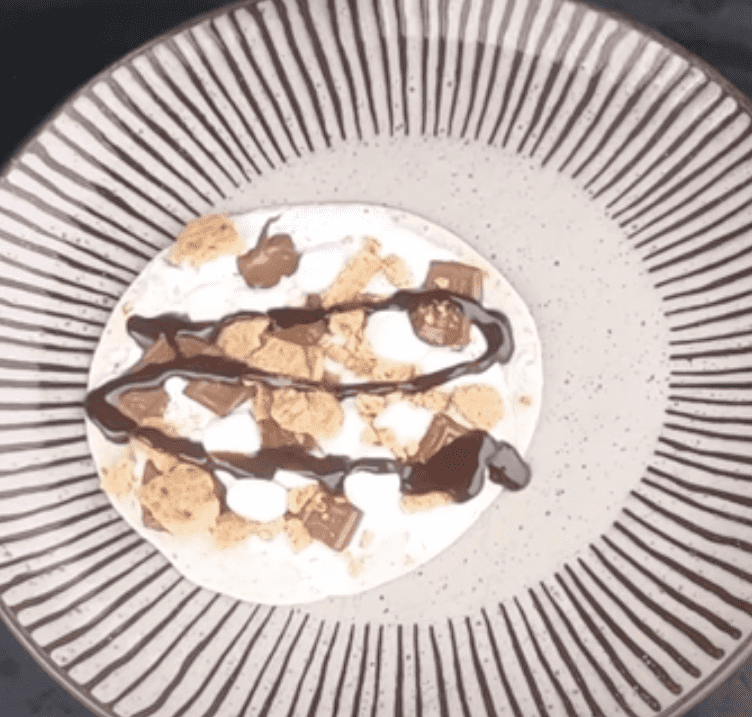 Smores pizza, a flour torilla with marshmallows and chocolate.